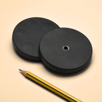 Neodymium Rubberized Disc D.66X8mm M6
