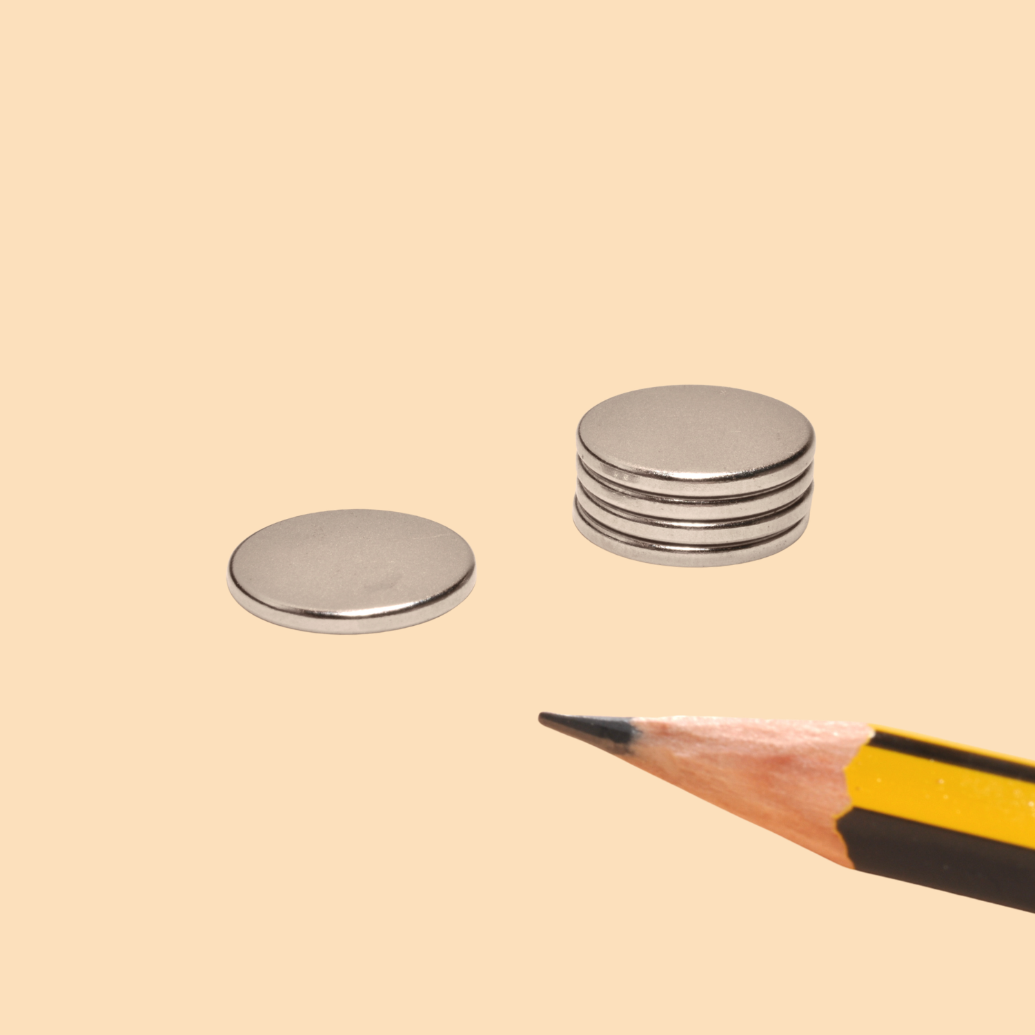 Neodymium Magnet Disc - 14mm diameter - 1mm thickness - grade n35 - Buy online wholesale and retail - model DN01.35NI00.141